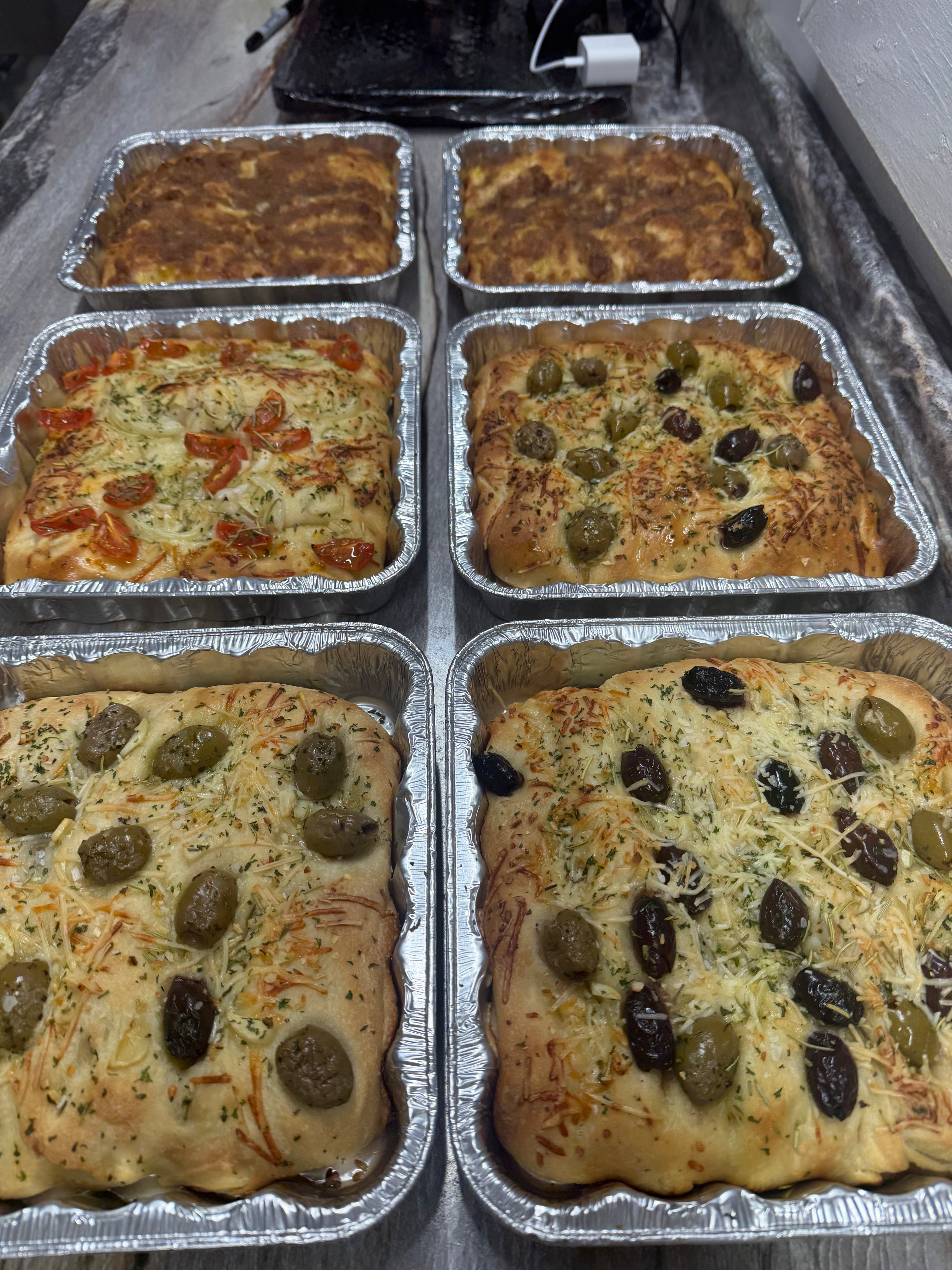 🍞 Artisan Focaccia Breads — Savory & Sweet Specialty Flavors (8×8 Pan)